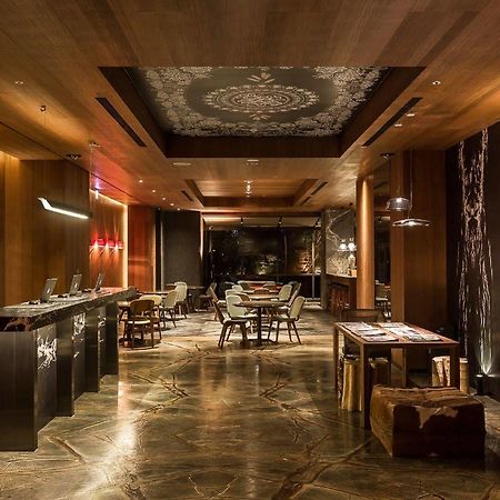 Inhouse Hotel Тайджун Екстериор снимка
