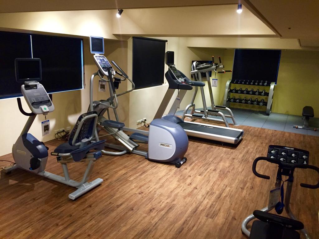 Inhouse Hotel Тайджун Екстериор снимка