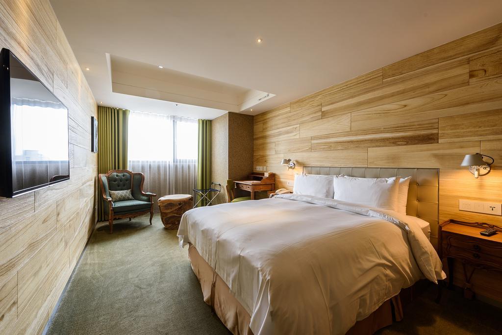 Inhouse Hotel Тайджун Екстериор снимка
