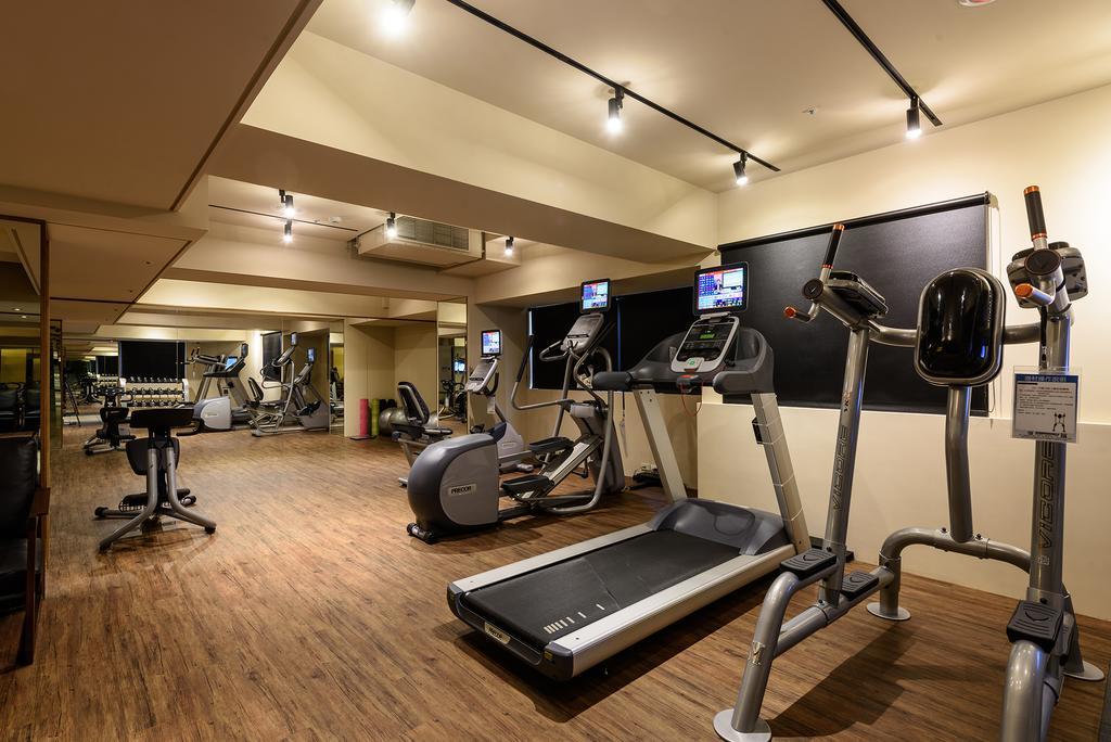 Inhouse Hotel Тайджун Екстериор снимка