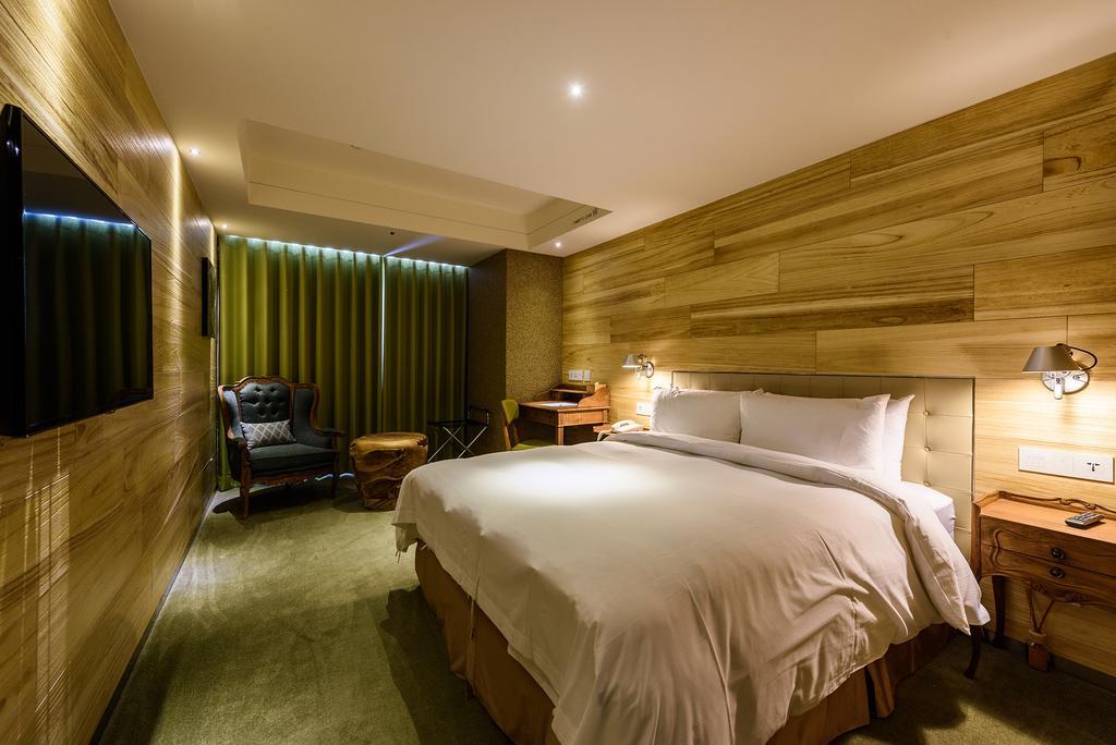 Inhouse Hotel Тайджун Екстериор снимка