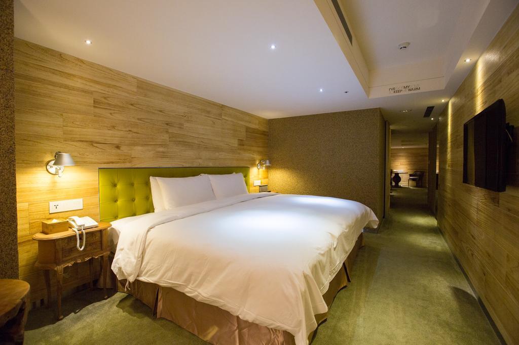 Inhouse Hotel Тайджун Екстериор снимка