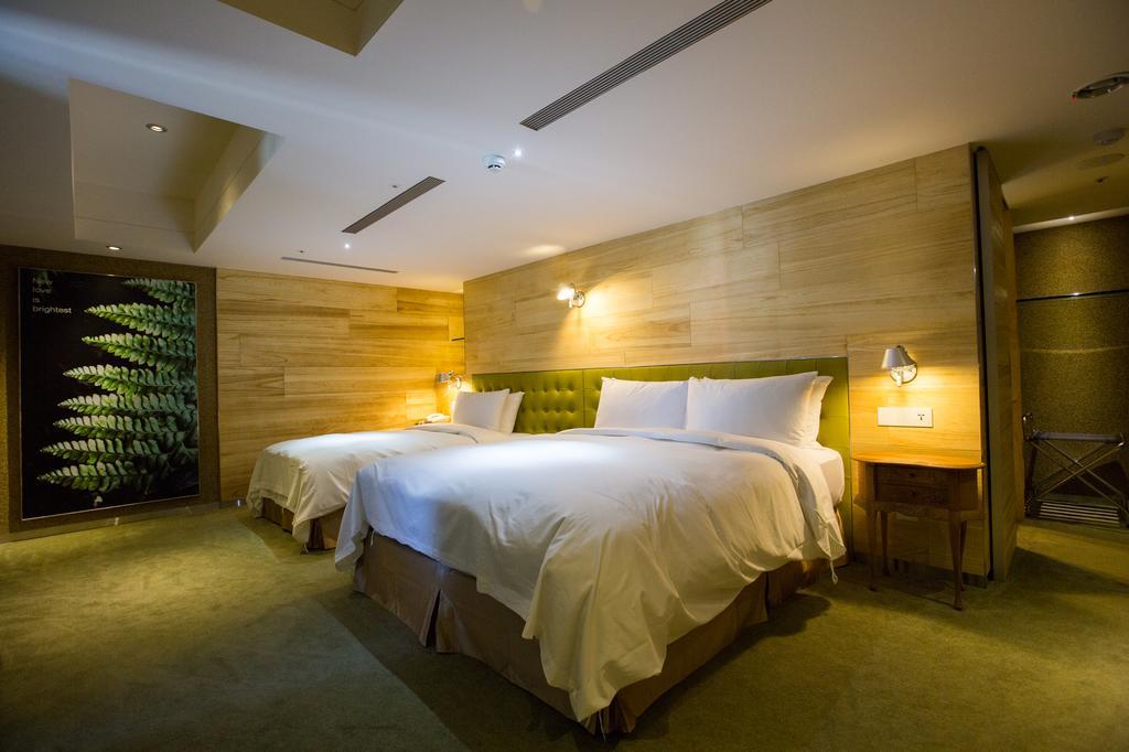Inhouse Hotel Тайджун Екстериор снимка