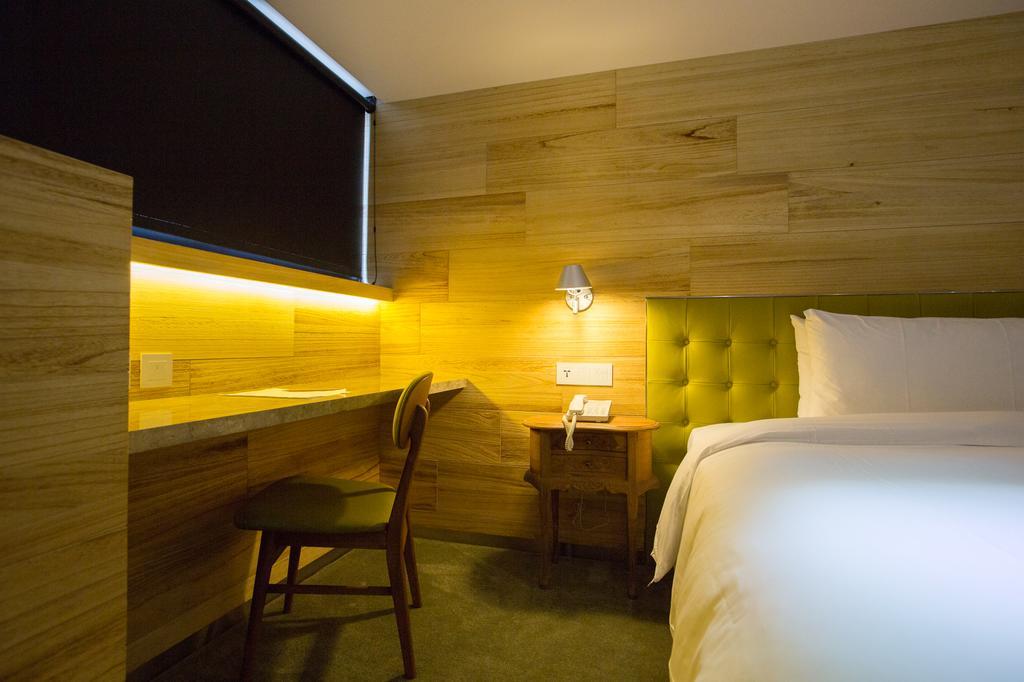 Inhouse Hotel Тайджун Екстериор снимка