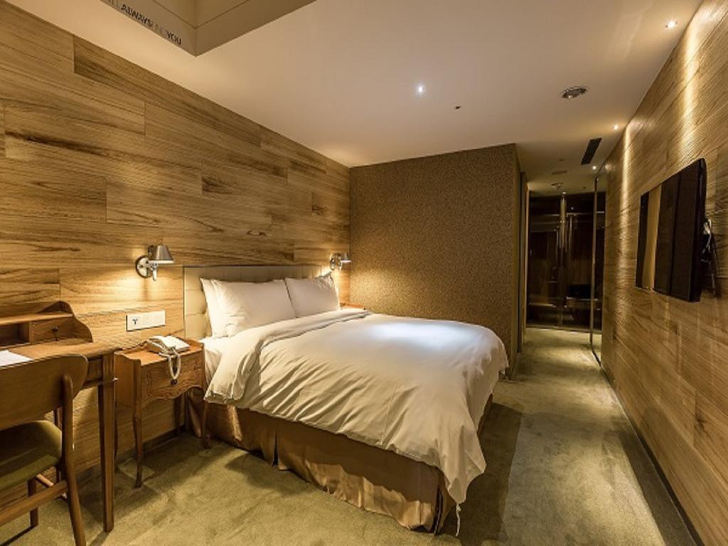 Inhouse Hotel Тайджун Екстериор снимка