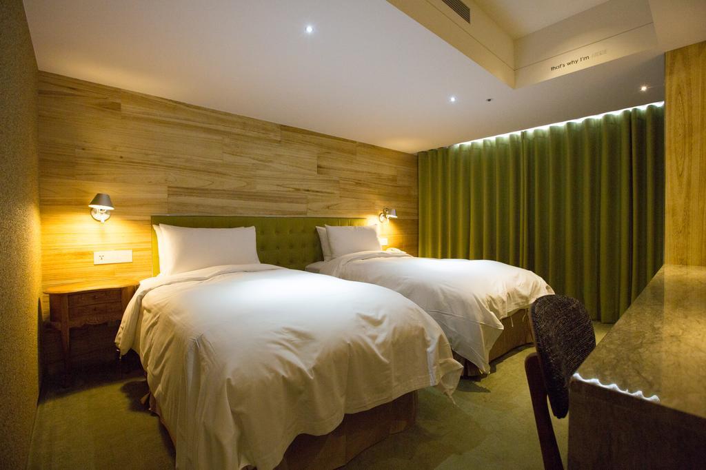 Inhouse Hotel Тайджун Екстериор снимка