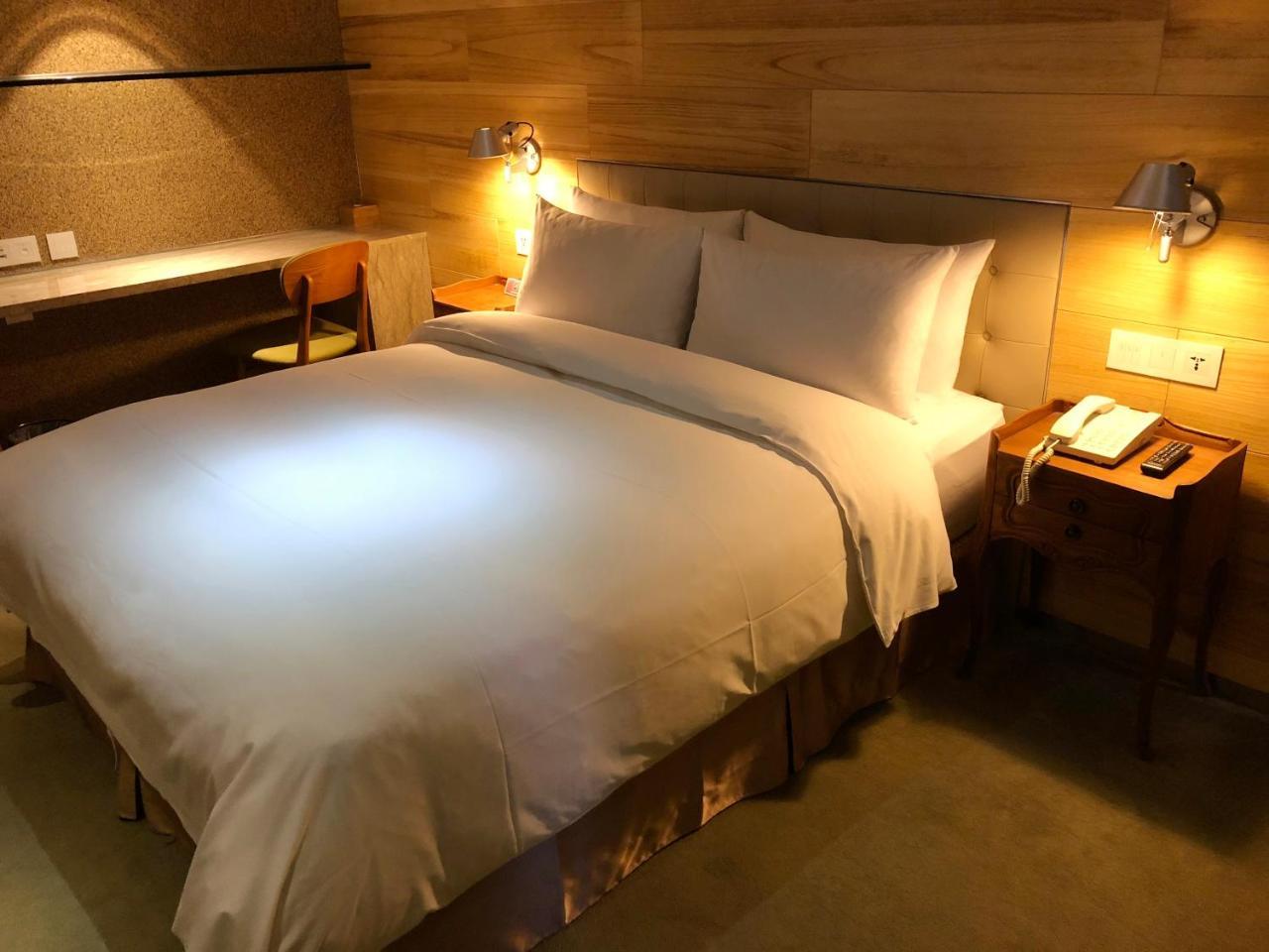 Inhouse Hotel Тайджун Екстериор снимка